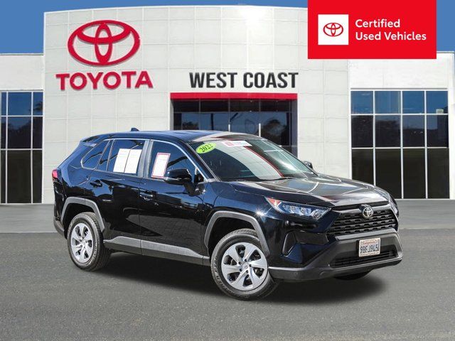 2022 Toyota RAV4 LE