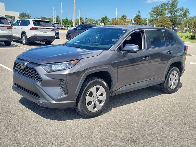 2022 Toyota RAV4 LE