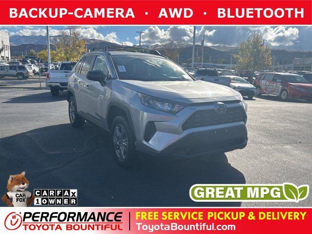 2022 Toyota RAV4 Hybrid LE