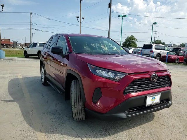 2022 Toyota RAV4 LE