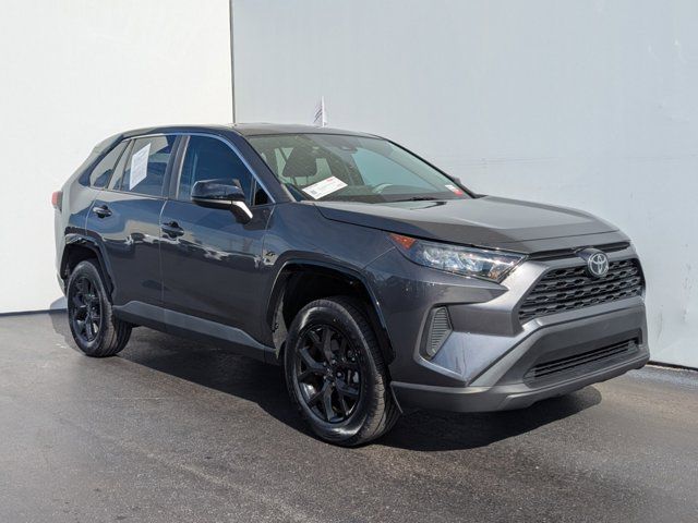 2022 Toyota RAV4 LE