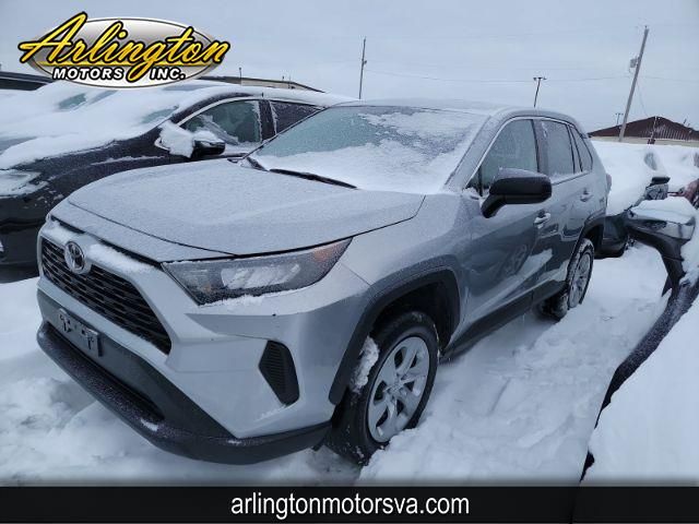 2022 Toyota RAV4 LE