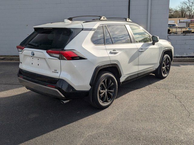 2022 Toyota RAV4 Hybrid SE