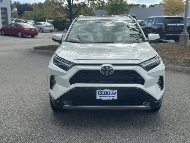 2022 Toyota RAV4 Hybrid SE