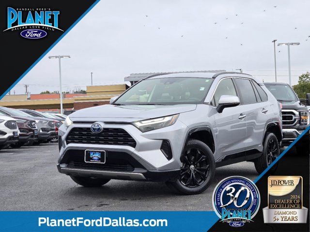 2022 Toyota RAV4 Hybrid SE