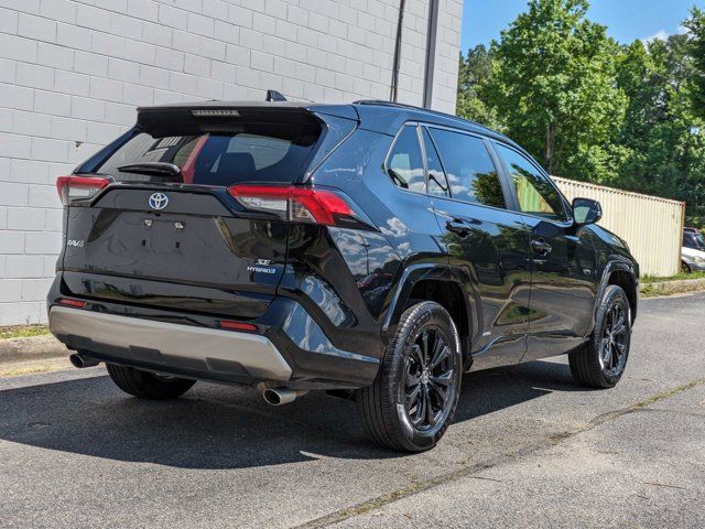 2022 Toyota RAV4 Hybrid SE