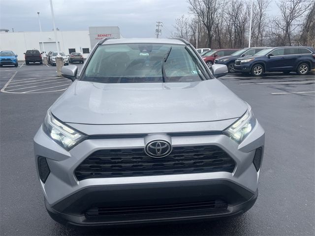 2022 Toyota RAV4 XLE