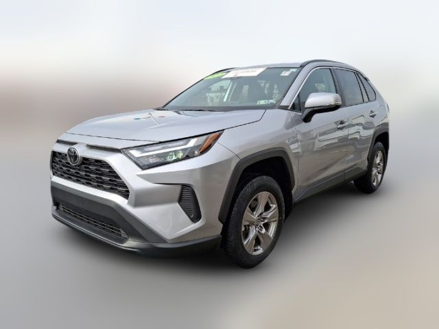 2022 Toyota RAV4 XLE