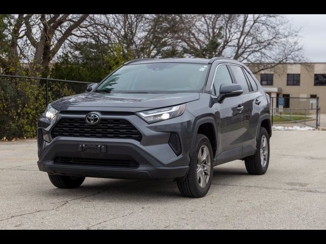 2022 Toyota RAV4 XLE