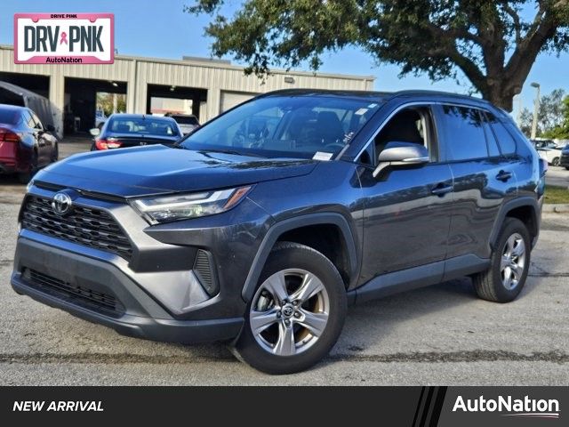 2022 Toyota RAV4 XLE