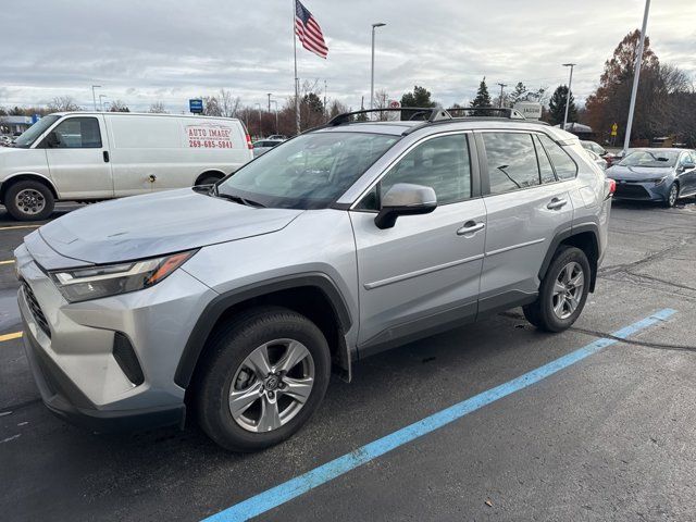 2022 Toyota RAV4 XLE