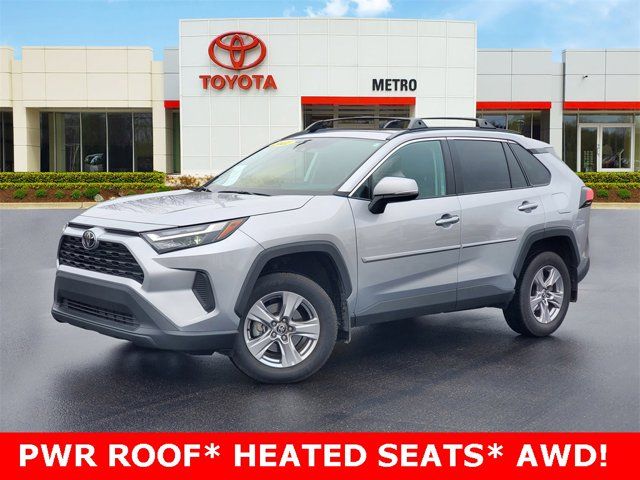 2022 Toyota RAV4 XLE