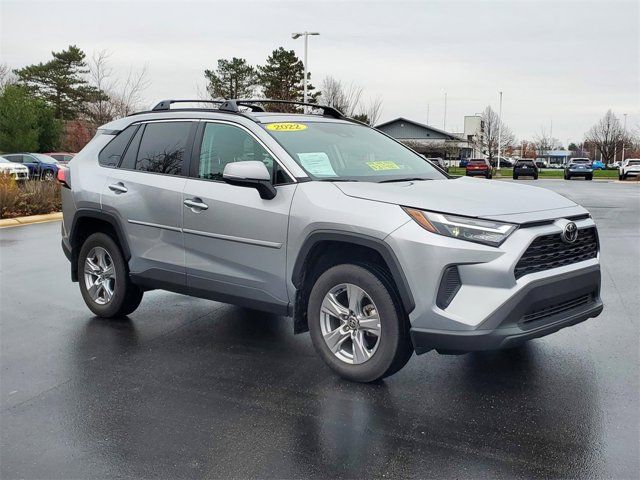 2022 Toyota RAV4 XLE