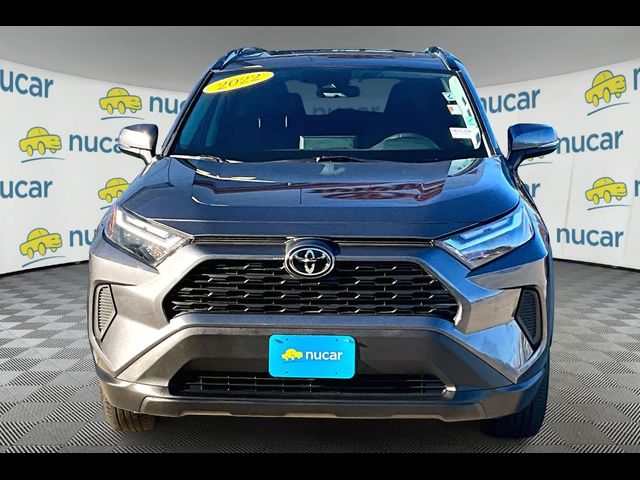 2022 Toyota RAV4 XLE