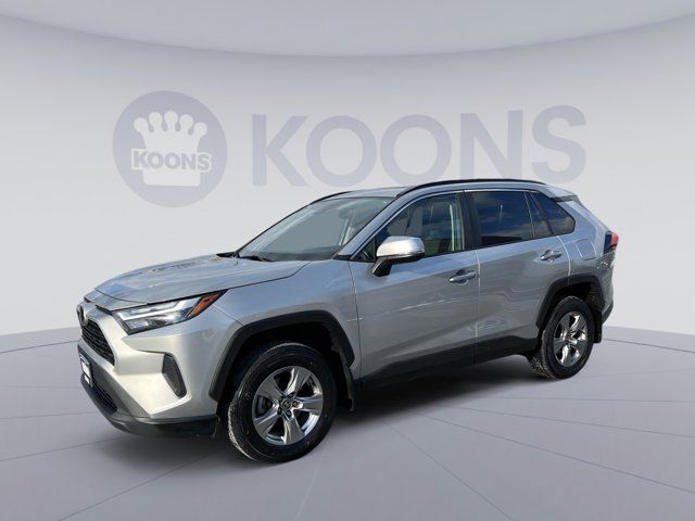 2022 Toyota RAV4 XLE