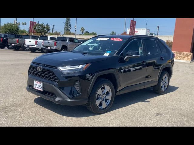 2022 Toyota RAV4 XLE