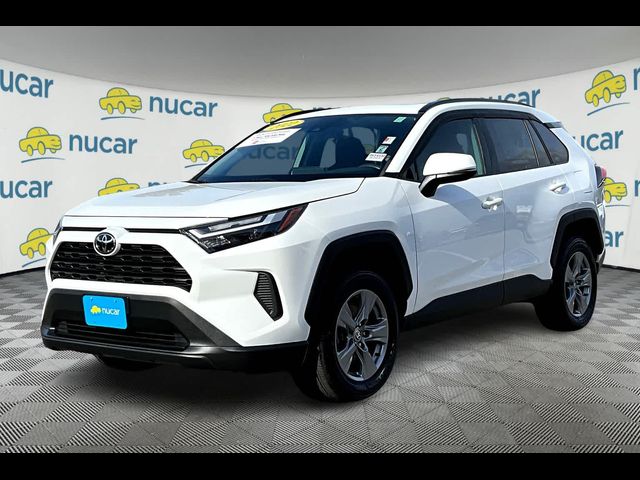 2022 Toyota RAV4 XLE