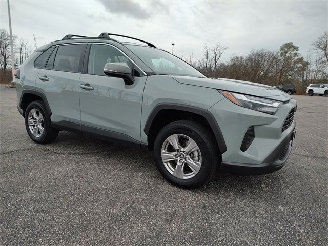 2022 Toyota RAV4 XLE