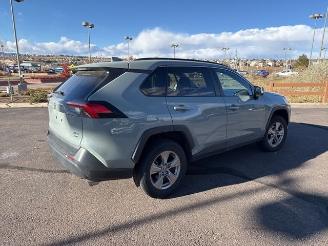 2022 Toyota RAV4 XLE