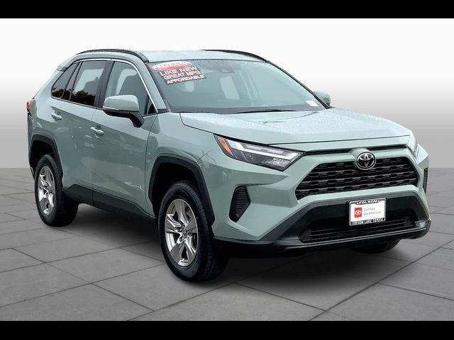 2022 Toyota RAV4 XLE