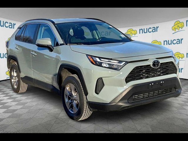 2022 Toyota RAV4 XLE