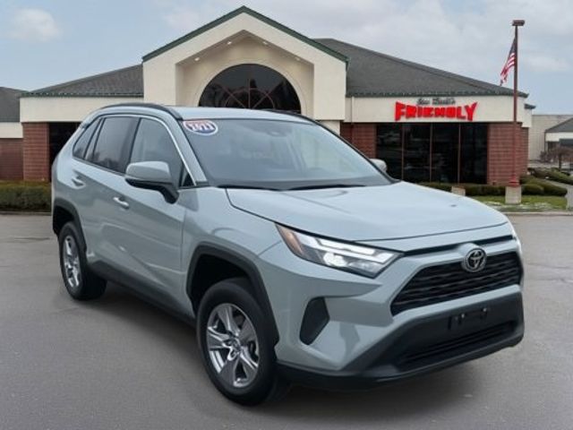 2022 Toyota RAV4 XLE