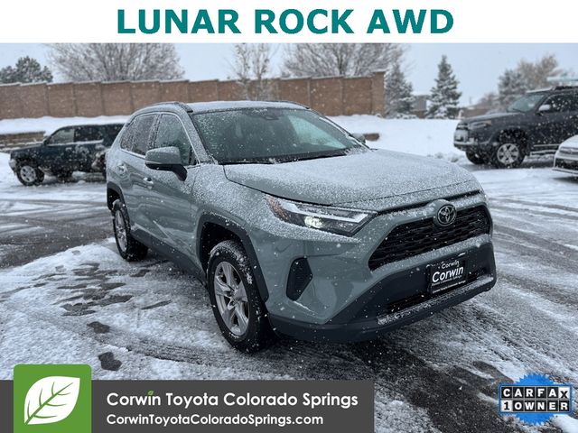 2022 Toyota RAV4 XLE