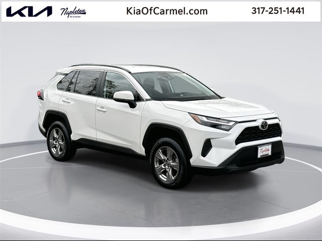 2022 Toyota RAV4 XLE