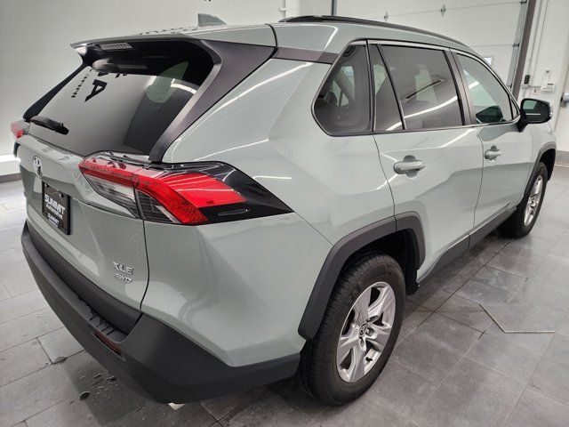 2022 Toyota RAV4 XLE