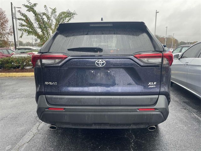 2022 Toyota RAV4 XLE