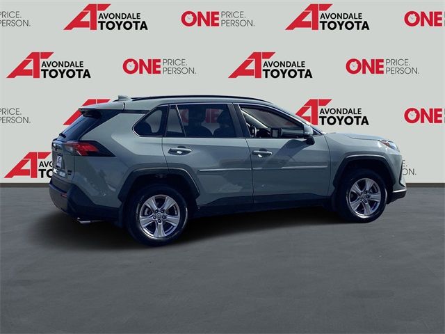 2022 Toyota RAV4 XLE