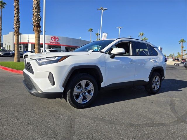 2022 Toyota RAV4 XLE