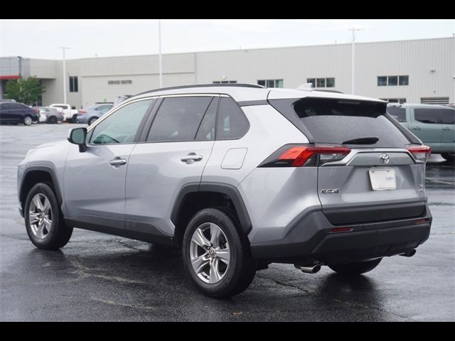 2022 Toyota RAV4 XLE