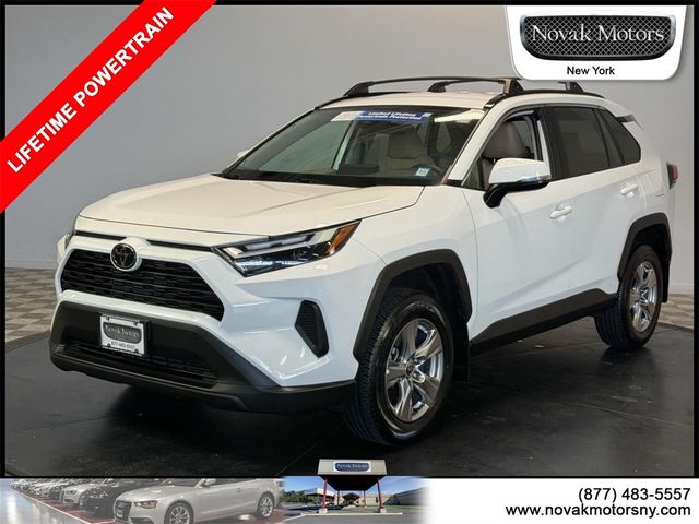 2022 Toyota RAV4 XLE