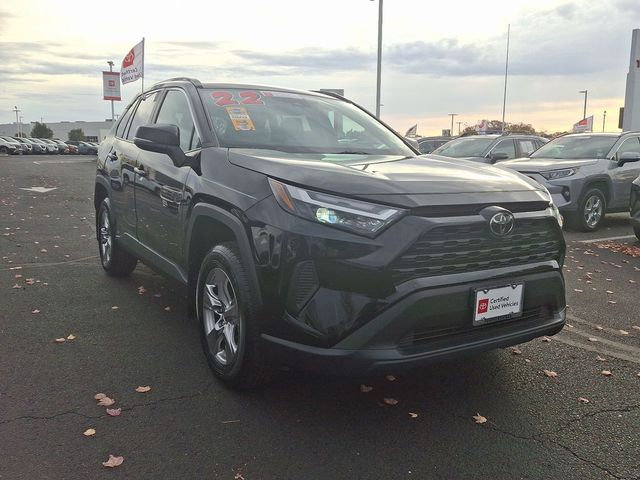 2022 Toyota RAV4 XLE