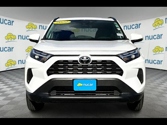 2022 Toyota RAV4 XLE