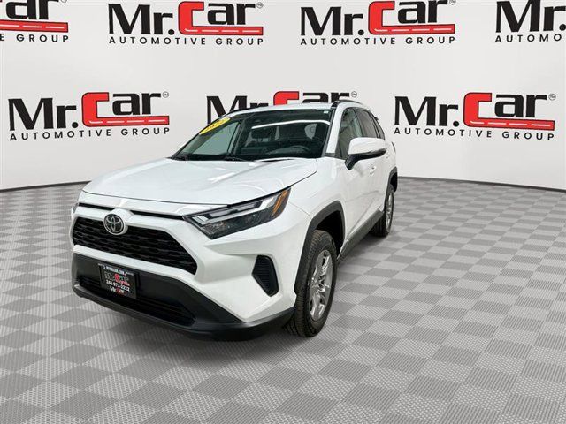 2022 Toyota RAV4 XLE