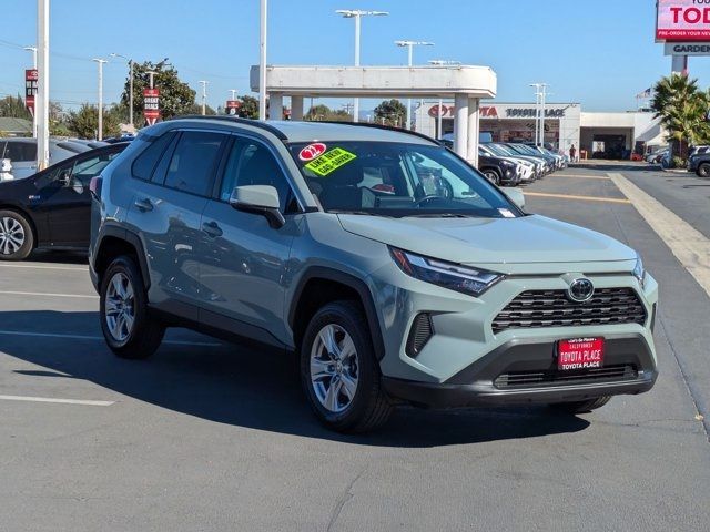 2022 Toyota RAV4 XLE