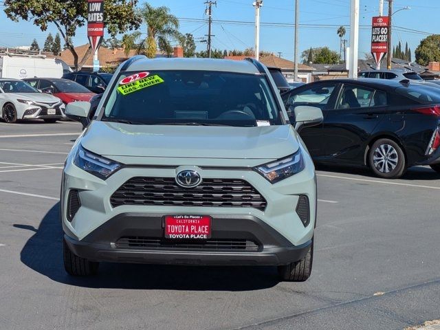 2022 Toyota RAV4 XLE