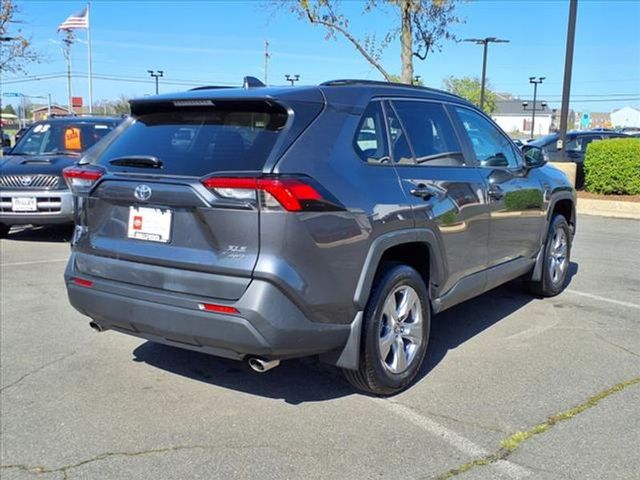 2022 Toyota RAV4 XLE
