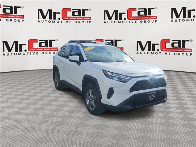 2022 Toyota RAV4 XLE