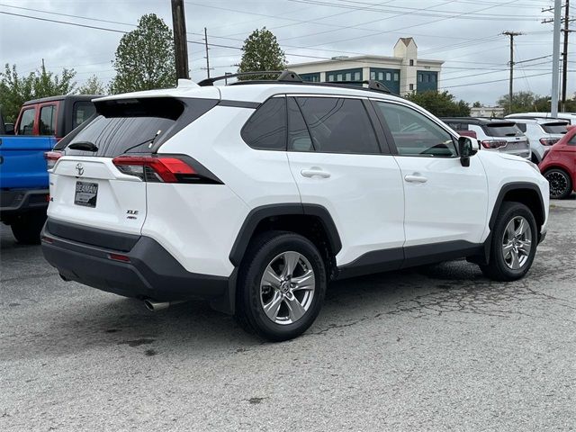 2022 Toyota RAV4 XLE