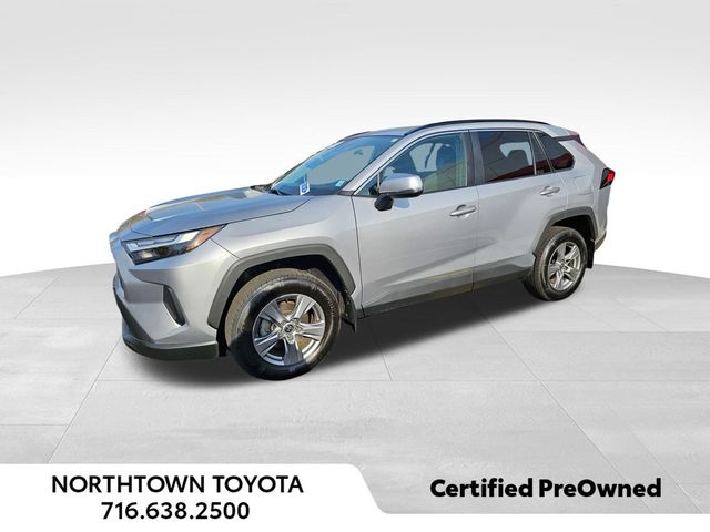 2022 Toyota RAV4 XLE