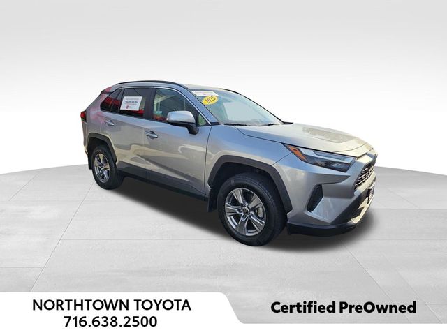 2022 Toyota RAV4 XLE