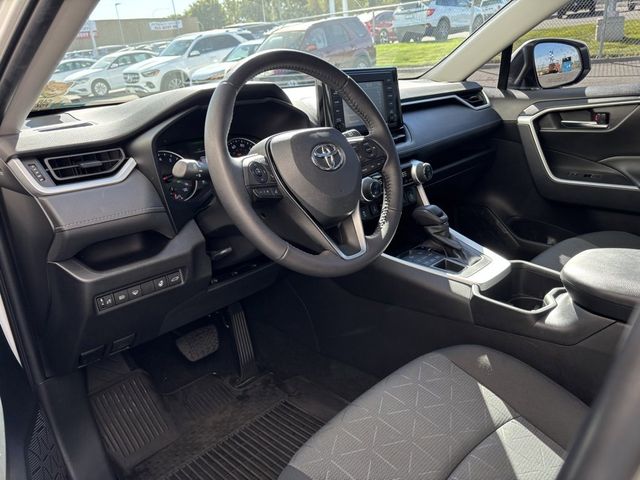 2022 Toyota RAV4 XLE