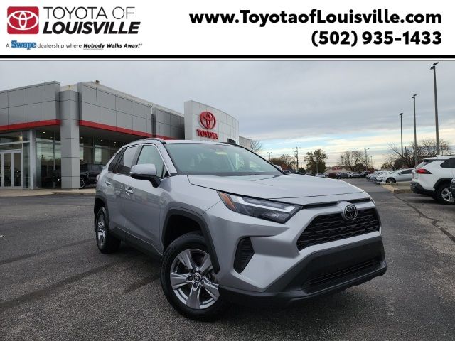 2022 Toyota RAV4 XLE