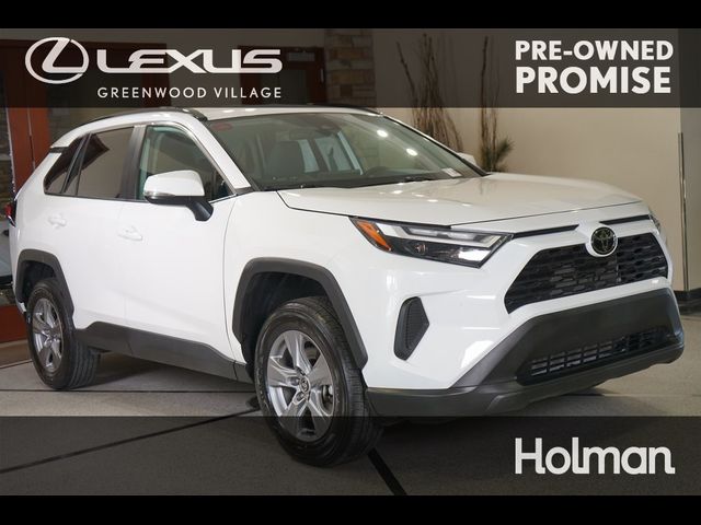 2022 Toyota RAV4 XLE