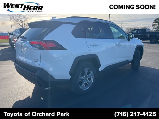 2022 Toyota RAV4 XLE