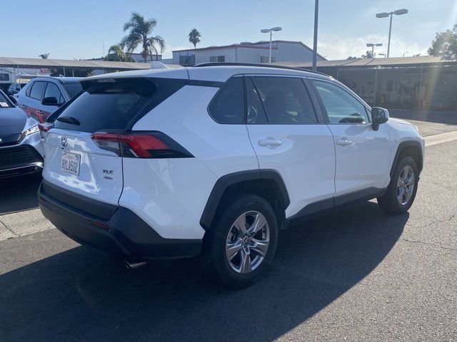 2022 Toyota RAV4 XLE