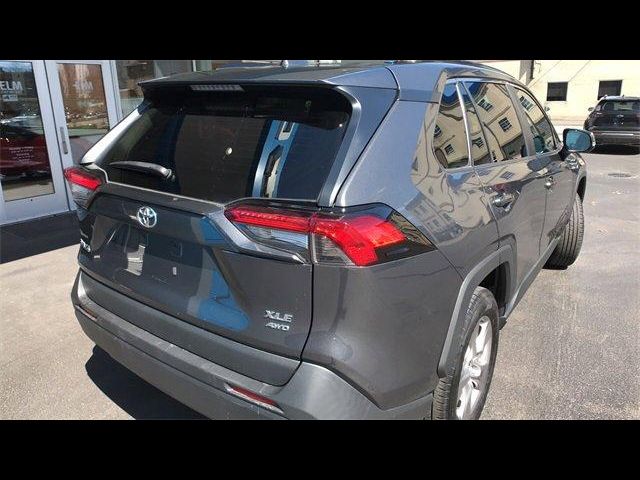 2022 Toyota RAV4 XLE